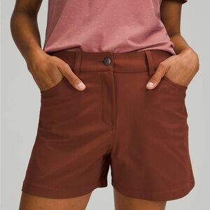 Lululemon City Sleek 5 pocket High-Ruse shorts spiced chai
